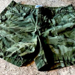 Camo 5 inch shorts